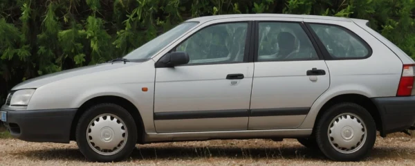 Voiture d'occasion à Saint-Martin-de-Crau